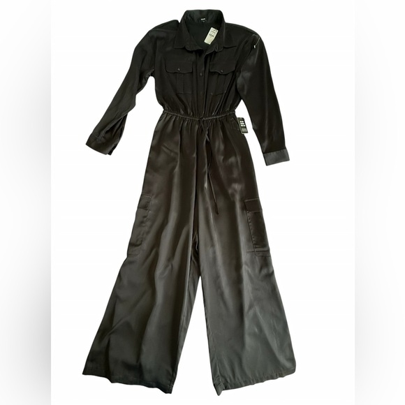 Express Black Satin Utility Jumpsuit Wide Leg Flowy Long Sleeve Size M NWT - Picture 1 of 7